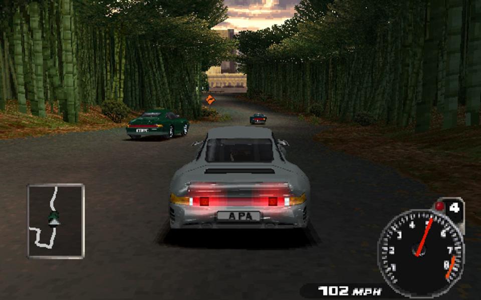 "Need for Speed: Porsche" (2000) hatte zwar "nur" einen Hersteller zu bieten, dafür jedoch 90 Modelle aus der Historie der Kultmarke. Seit dem dritten Teil konnten PC-Spieler online fahren - nun auch im Porsche. Der Titel war mehr Rennspiel-Simulation als die Vorgänger. Neben der Autobahn ging es unter anderem in die Alpen und nach Monte Carlo. (Bild: MobyGames)