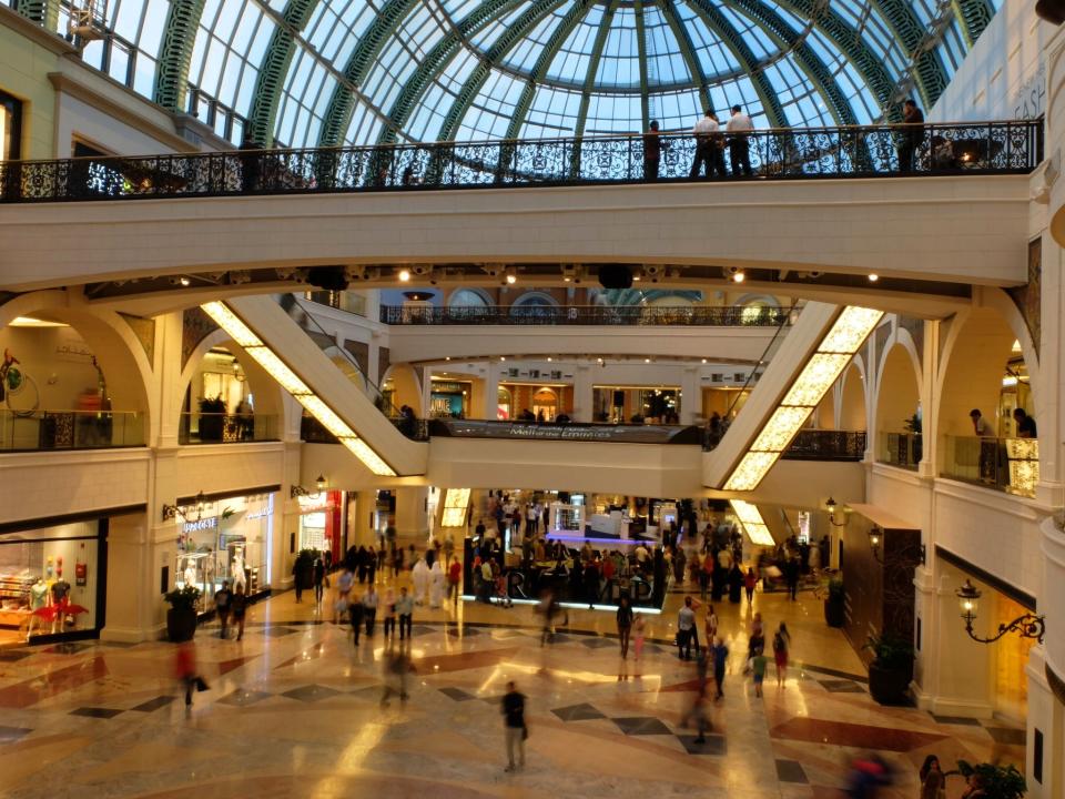 Mall of the Emirates long exposure