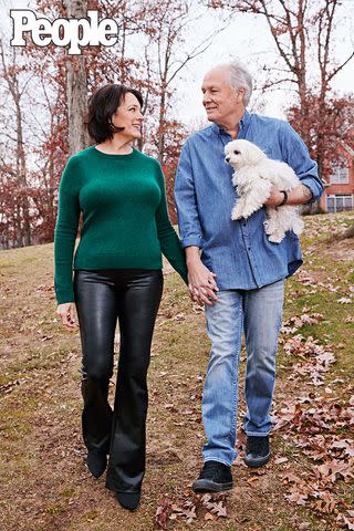 <p>Diana King</p> Rhonda and Wayne Nelson at home in Nashville, with Sparkles. "We like to have friends over and entertain a lot," says Rhonda. "That keeps us busy."