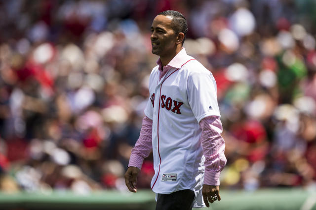 Former Red Sox SS Julio Lugo dies at age 45, family tells ESPN