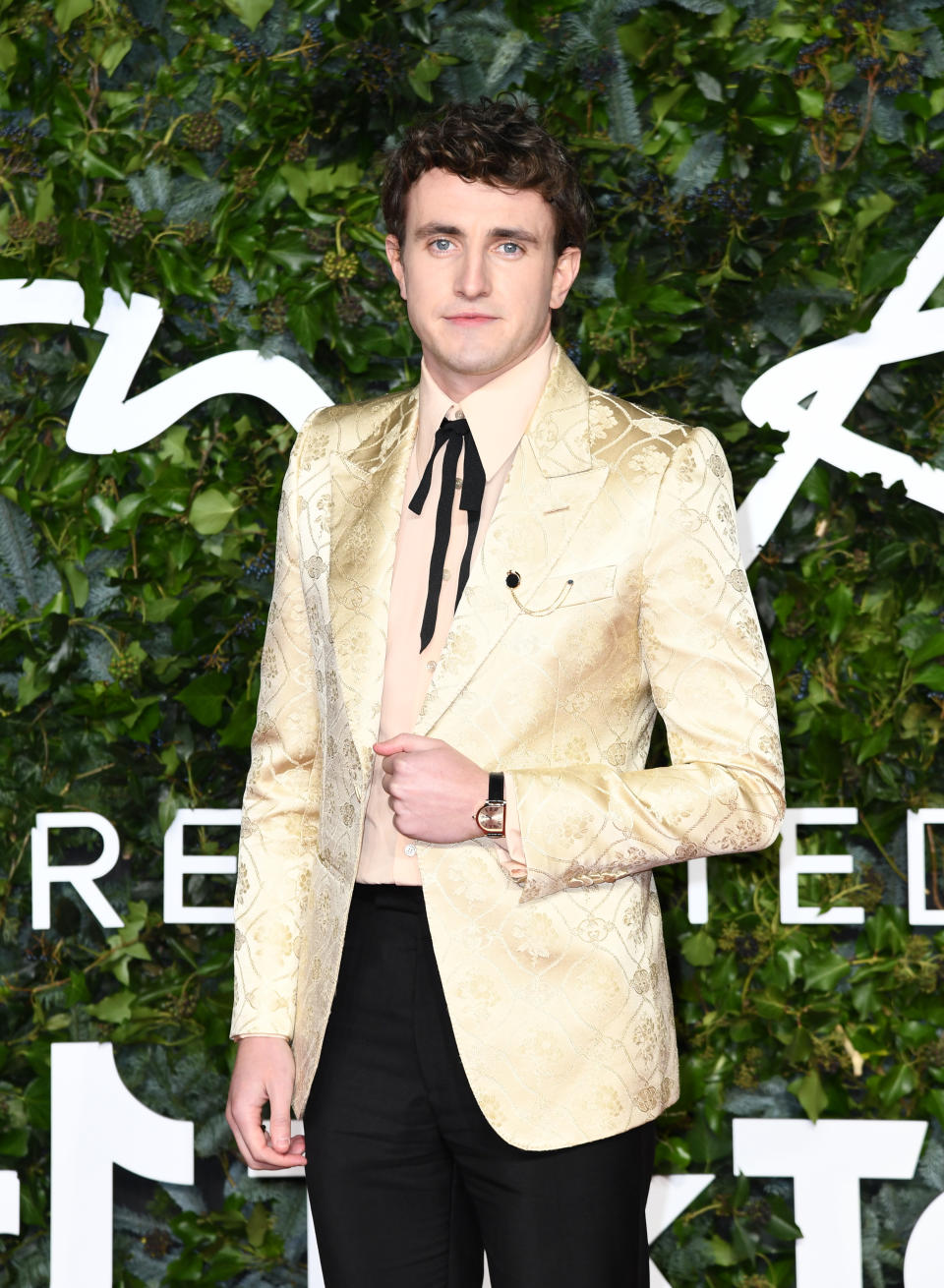 LONDON, ENGLAND - NOVEMBER 29: Paul Mescal attends The Fashion Awards 2021 at the Royal Albert Hall on November 29, 2021 in London, England. (Photo by Gareth Cattermole/BFC/Getty Images for BFC)