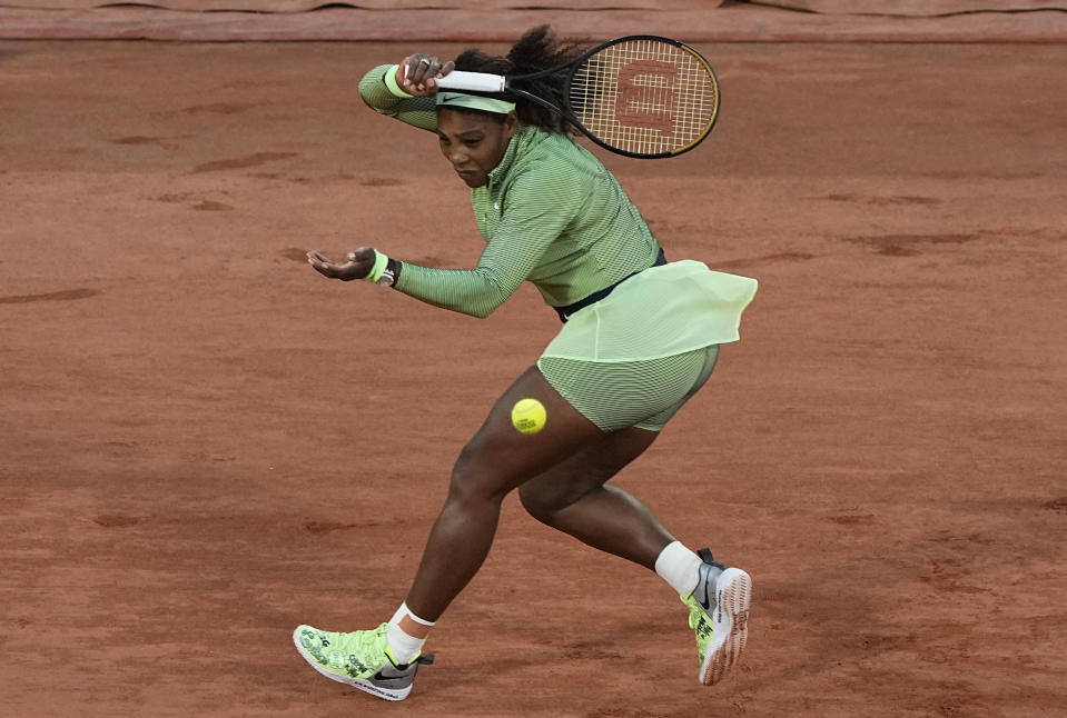 United States Serena Williams plays a return to Romania's Irina-Camelia Begu during their first round match on day two of the French Open tennis tournament at Roland Garros in Paris, France, Monday, May 31, 2021. (AP Photo/Michel Euler)