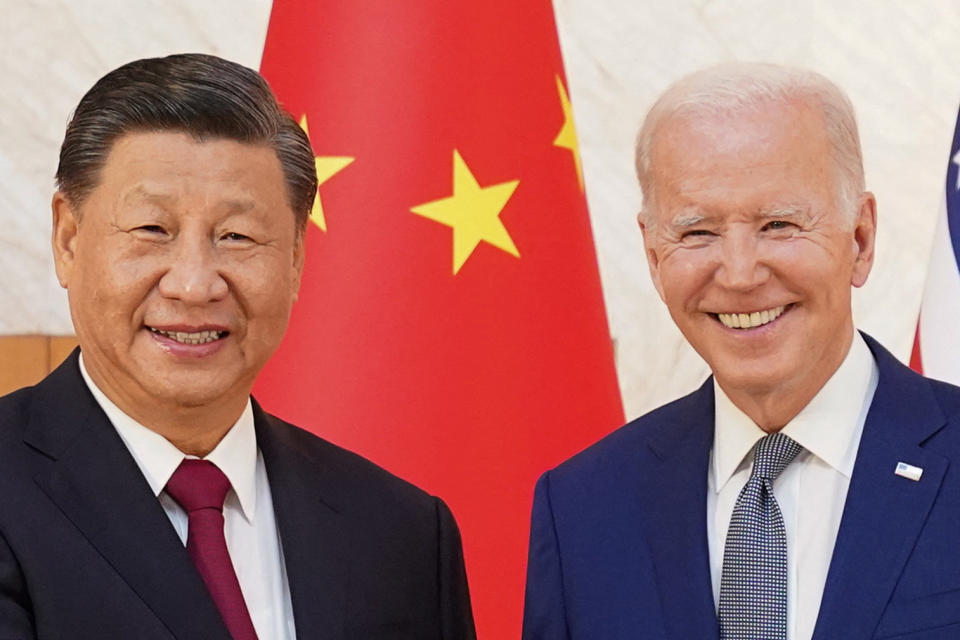 Xi Jinping und Joe Biden in Bali 2022 (Bild: REUTERS/Kevin Lamarque)