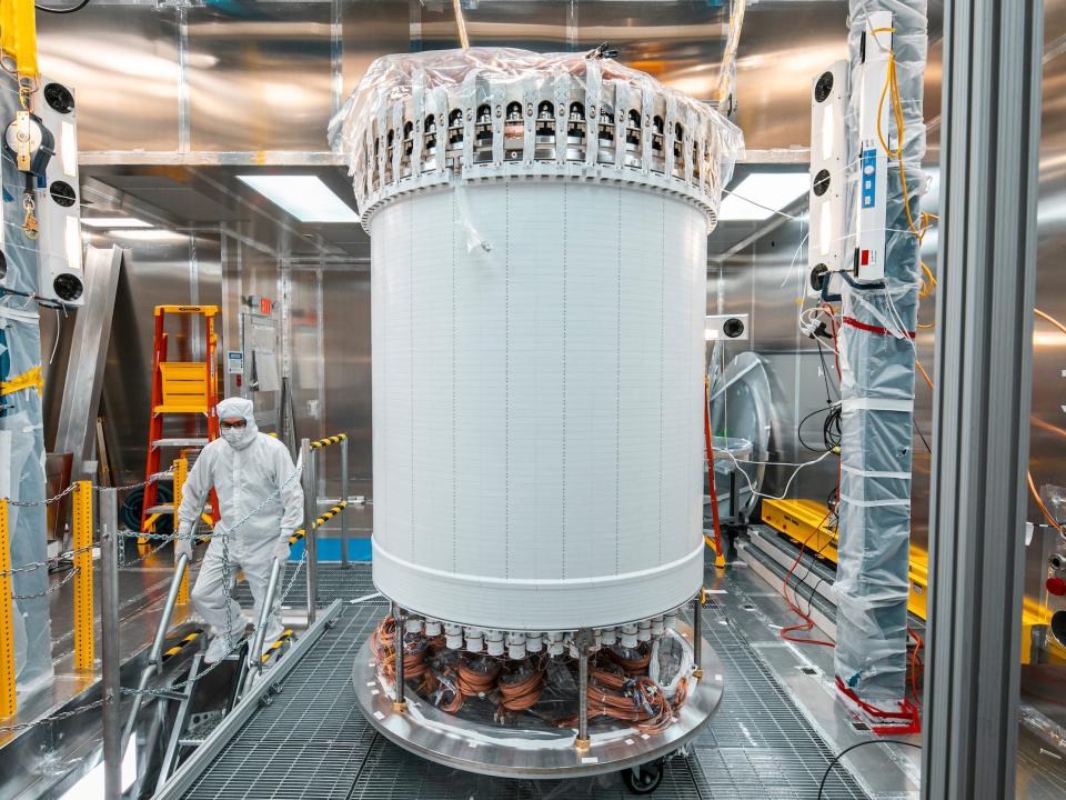 white column standing in clean room