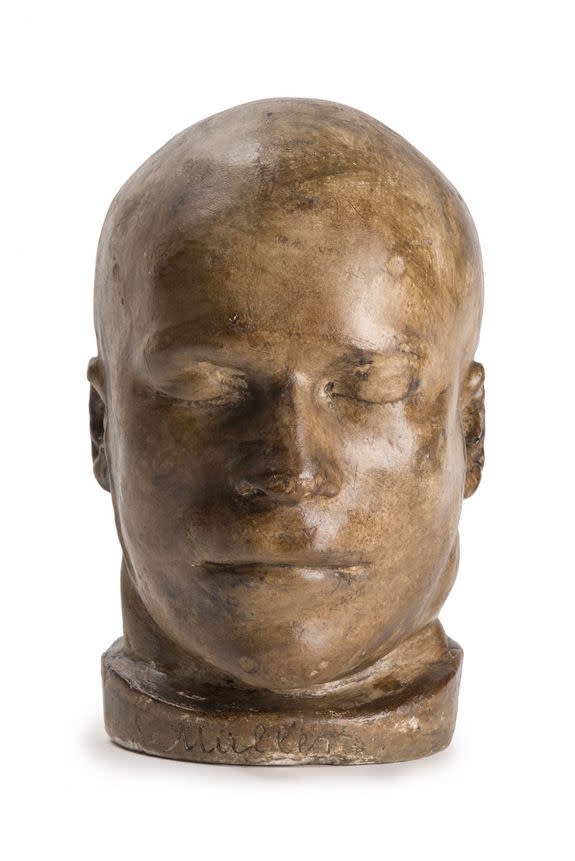 A plaster mask of convicted murderer Franz Muller.