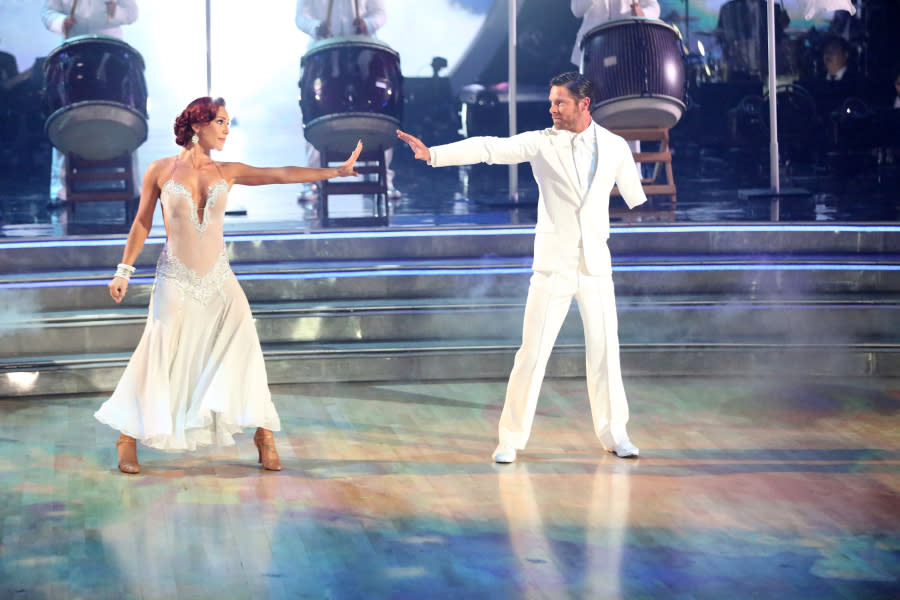 Dancing With the Stars Week 8: America's Choice!