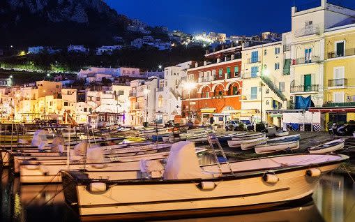 Capri's main port at night  - Tetra