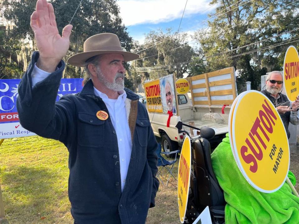 Mike Sutton campaigns Tuesday at the intersection of Ribaut Road and Bay Street, a busy location that he described as “the center of the hourglass.” Sutton faced Phil Cromer in the special election for Beaufort mayor.