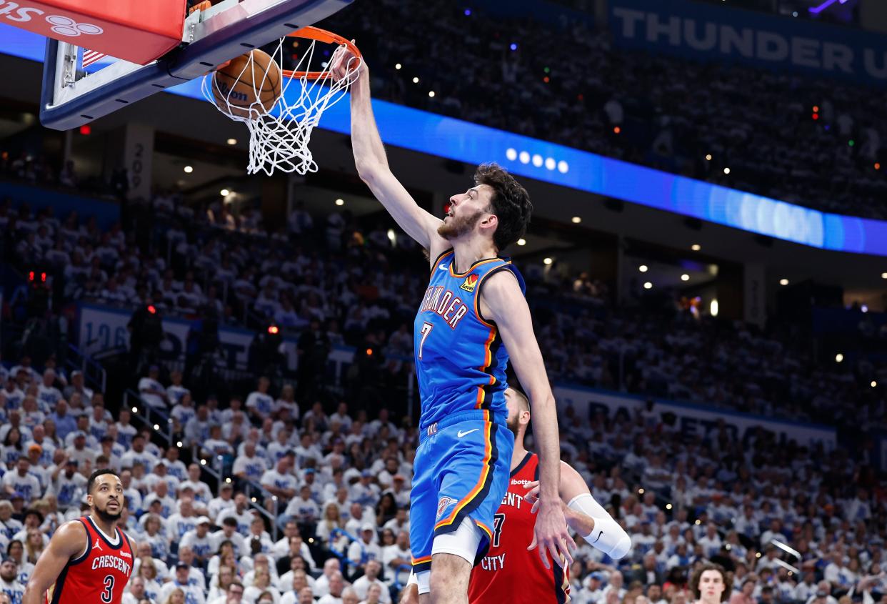 Oklahoma City Thunder forward Chet Holmgren dunks against the New Orleans Pelicans.