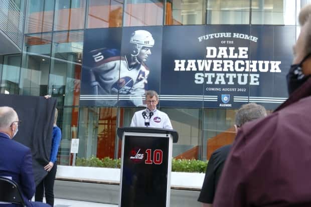 A statue in honour of former Winnipeg Jets player Dale Hawerchuk