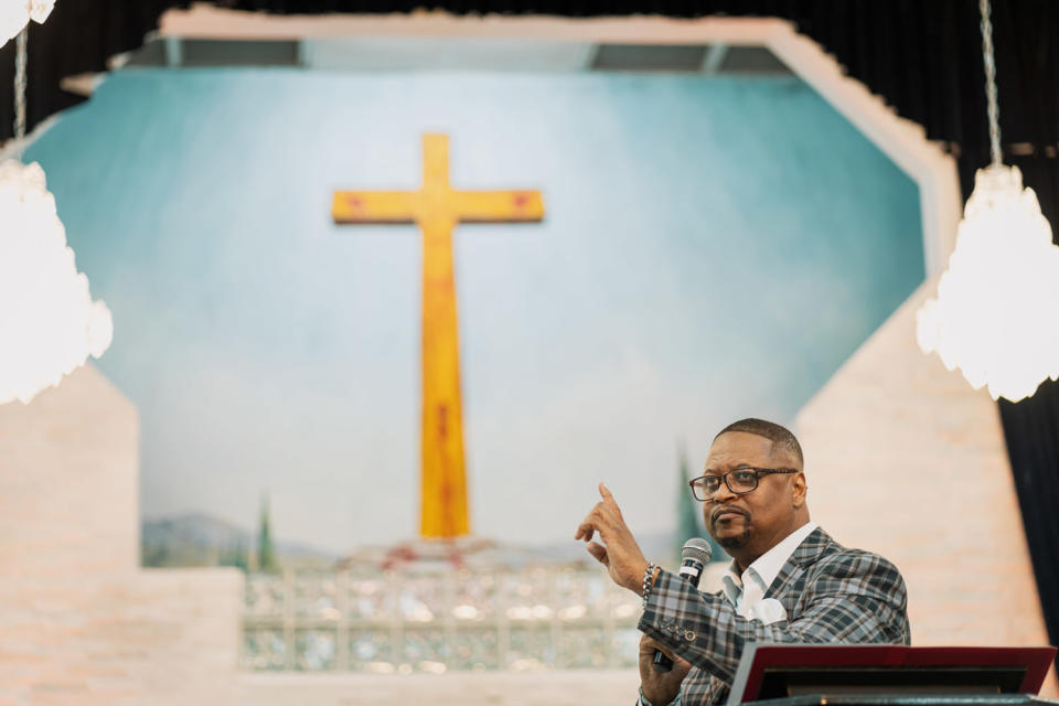 Reverend Dr. Gaston Smith gives a speech at a service at Friendship Missionary Baptist Church in Liberty City. (Bryan Cereijo / The Washington Post via Getty Images file)