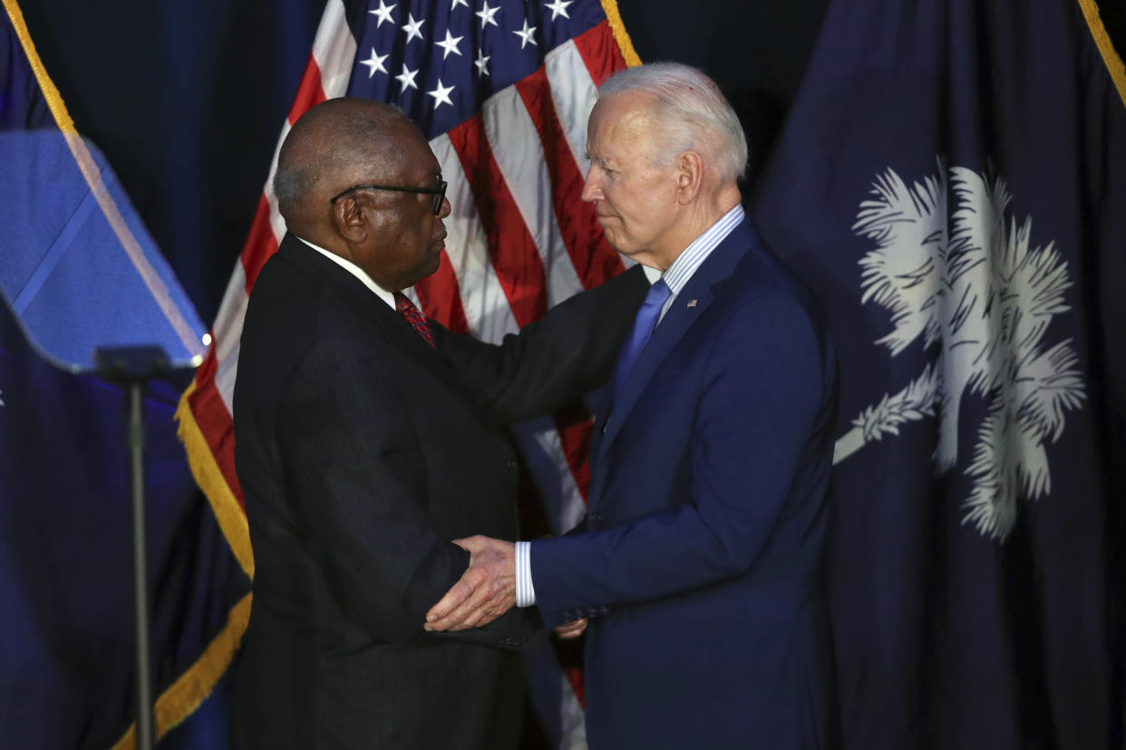 Rep. Jim Clyburn welcomes President Biden to Columbia, S.C.