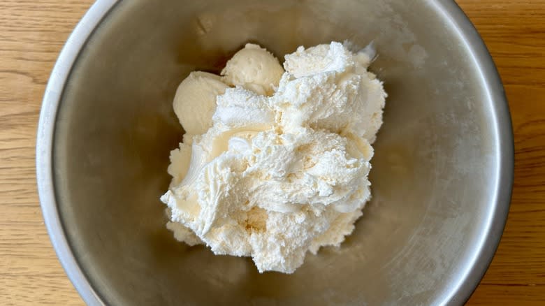 Vanilla ice cream in bowl