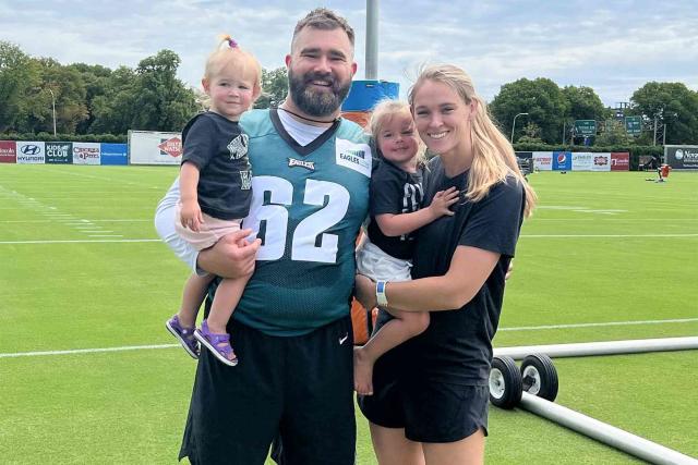 Philadelphia Eagles Post Emotional Tribute Video for Jason Kelce After He  Officially Announces Retirement