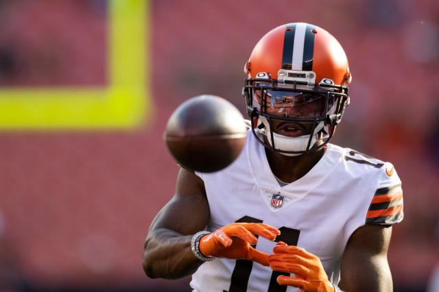 WATCH: Jacoby Brissett finds Amari Cooper to put Browns up 14-0