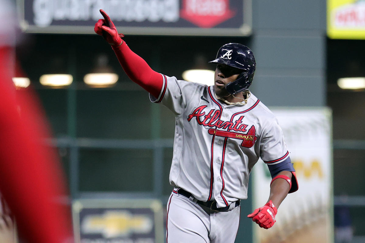 Atlanta Braves honor World Series MVP Jorge Soler, now with