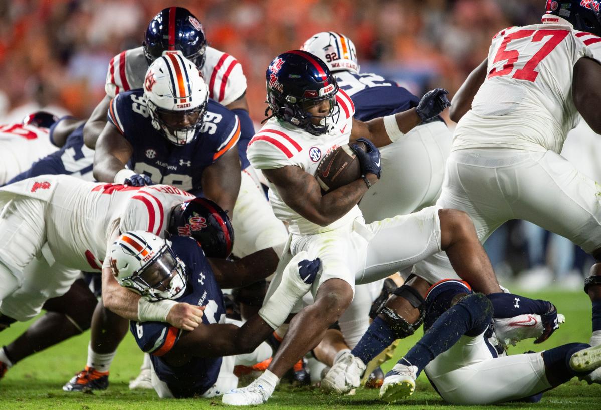 The Opening Drive: Auburn at Ole Miss - Auburn University Athletics