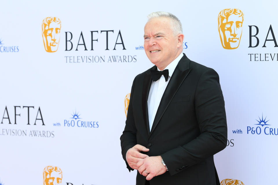 LONDYN, ANGLIA - 14 MAJA: Huw Edwards bierze udział w rozdaniu nagród telewizyjnych BAFTA 2023 z P&O Cruises w Royal Festival Hall 14 maja 2023 r. w Londynie, Anglia.  (Zdjęcie: Joe Maher/Getty Images)