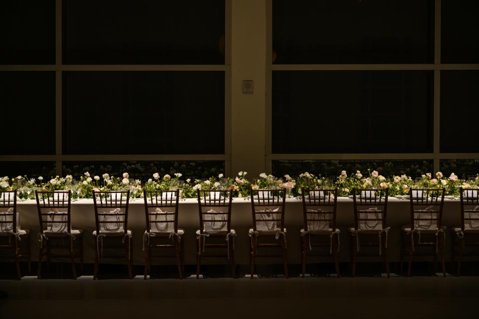 The night’s tablescape and ambiance