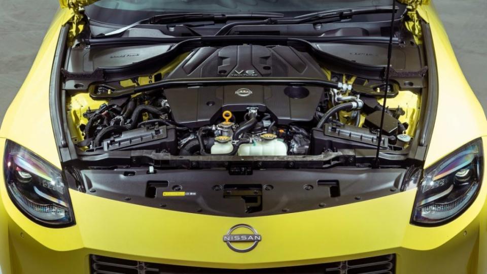 GT4賽車依舊維持量產版上的雙渦輪增壓V6引擎配置，但具體輸出數據有待Nissan進一步公布。。(圖片來源/ Nissan)