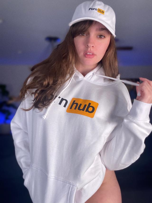 Independent creators say they stand to lose the most from credit card  crackdown on Pornhub