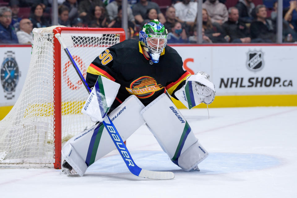 Vancouver Canucks goalie Spencer Martin (30) 