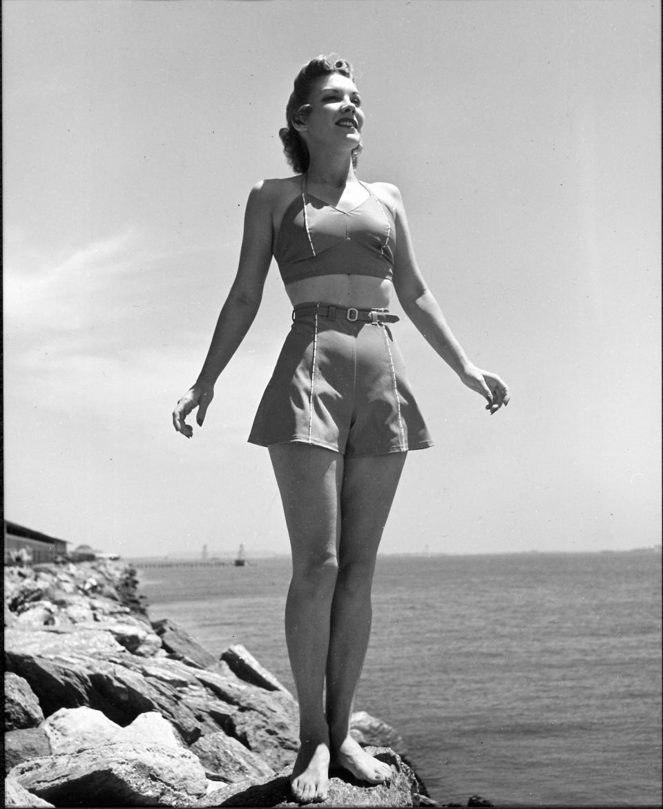 1940 bikini shorts crop