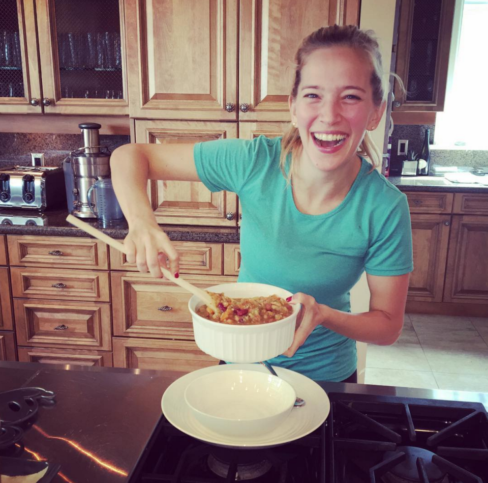 Luisana Lopilato festejo el día de la Independencia argentina con un Locro casero hecho por ella.