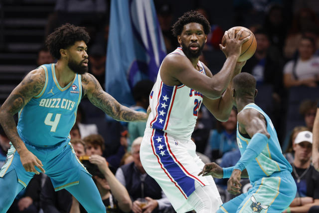 Hornets hang on to beat depleted Warriors