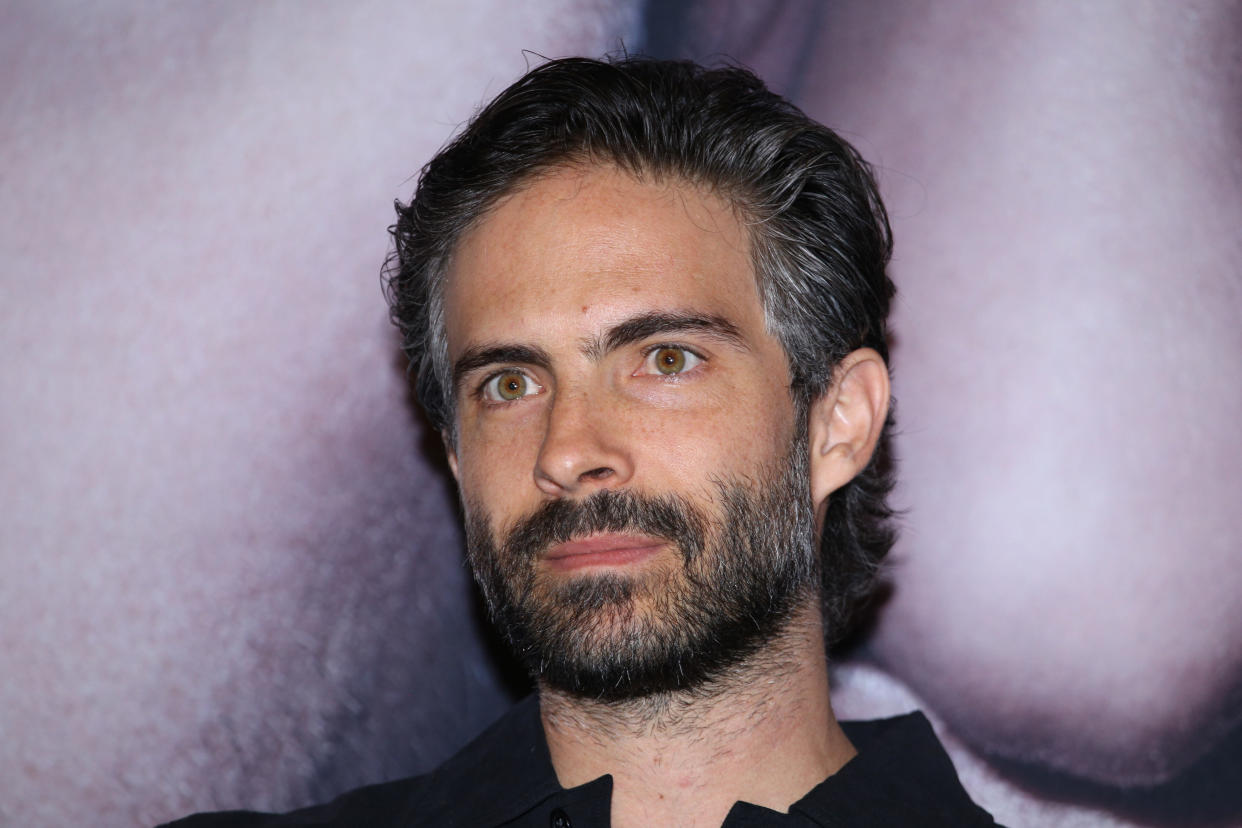 Osvaldo Benavides se estrena como director en 'Noche de bodas'. (Photo by Medios y Media/Getty Images)