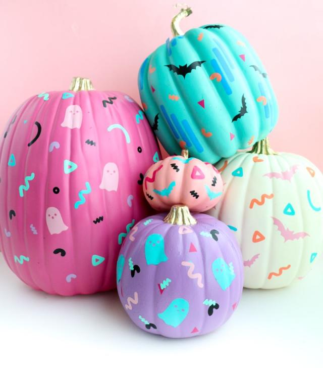 Corn Husk Pumpkins DIY - Paint Me Pink