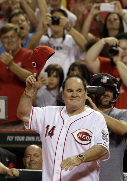 Pete Rose was one of the Reds World Series winners honored in 2013. (AP)