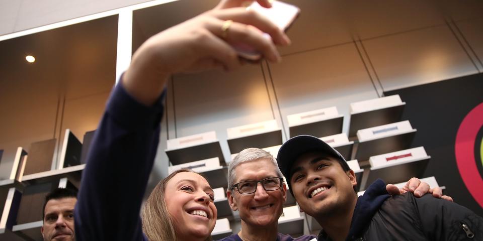 Tim Cook Selfie