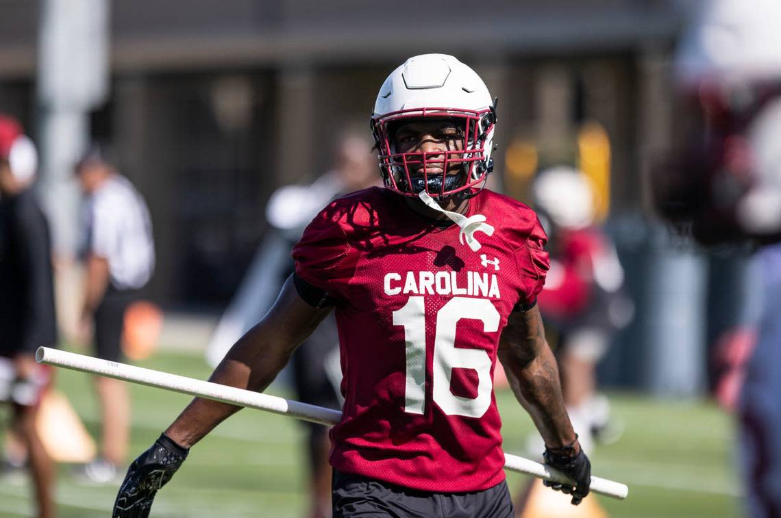 Corey Rucker runs drills during the Gamecocks first day of practice on Friday, August 5, 2022.