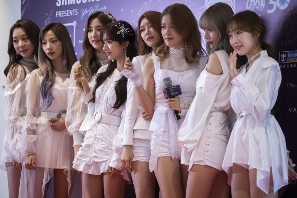 K-pop group Cosmic Girls arriving at the StarHub Night of Stars Red Carpet event at Marina Bay Sands Theatre on 22 Dec 2018. (PHOTO: Don Wong for Yahoo Lifestyle Singapore)