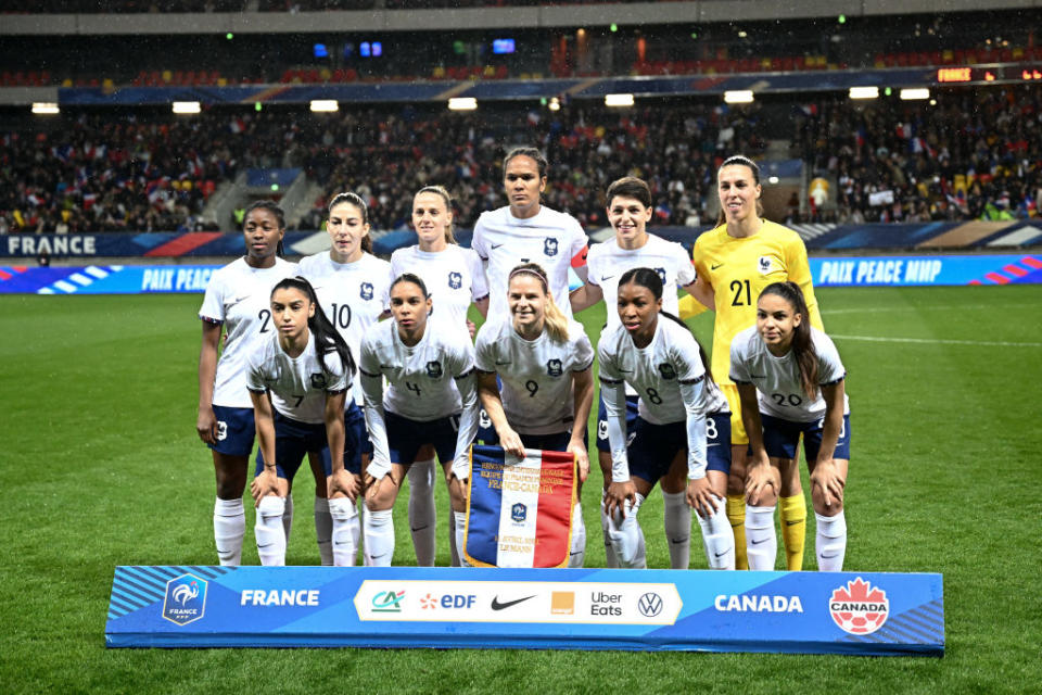 24 Oriane JEAN FRANCOIS (fra) - 10 Clara MATEO (fra) - 06 Sandie TOLETTI (fra) - 03 Wendie RENARD (FRA) - 05 Elisa DE ALMEIDA (fra) - 21 Constance PICAUD (fra) - 07 Sakina KARCHAOUI (fra) - 04 Estelle CASCARINO (fra) - 09 Eugenie LE SOMMER (fra) - 08 Grace GEYORO (fra) - 20 Delphine CASCARINO (fra) during the International Women's Friendly match between France and Canada on April 11, 2023 in Le Mans, France.