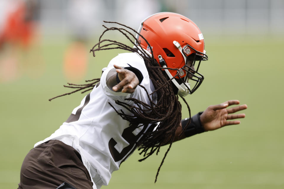 Cleveland Browns's Jadeveon Clowney runs through a drill during an NFL football practice at the team's training facility Wednesday, May 25, 2022, in Berea, Ohio. (AP Photo/Ron Schwane)