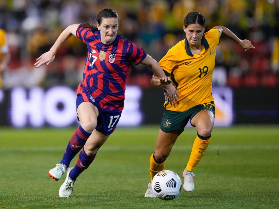 USWNT midfielder Andi Sullivan runs on the ball.