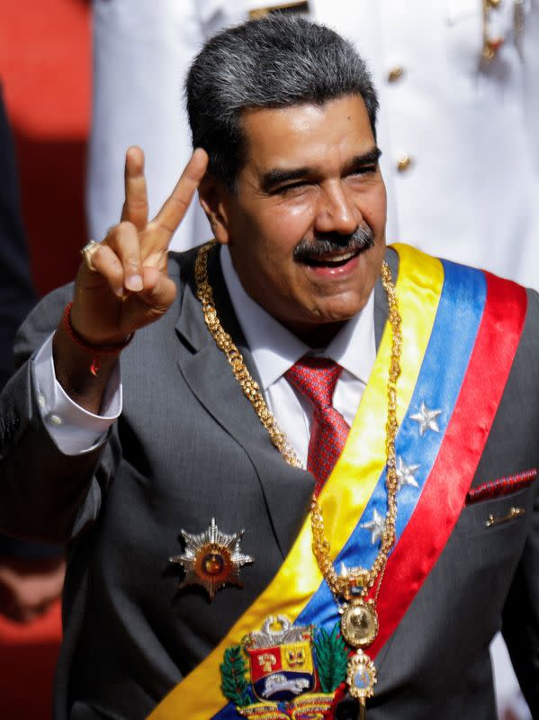 El presidente de Venezuela, Maduro, pronuncia su discurso anual a la nación, en Caracas