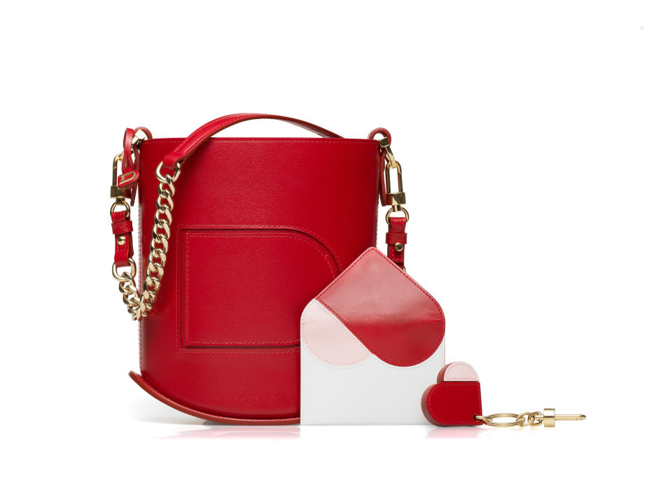 ▲Valentines Day 情人節限量系列，NT$9,300～NT$79,900。（圖／DELVAUX）