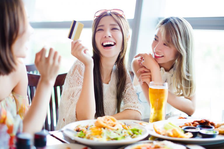 bachelorette party dinner etiquette venmo