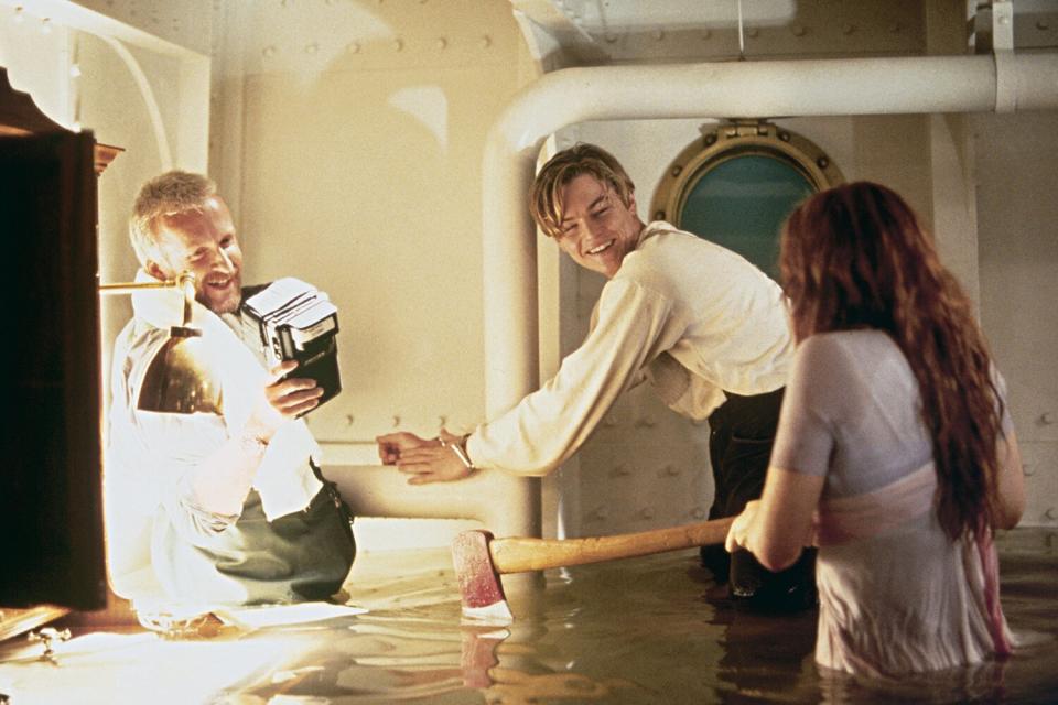 TITANIC BTS - Director James Cameron starring, Kate Winslet as Rose DeWitt Bukater and Leonardo Dicaprio as Jack Dawson 1997