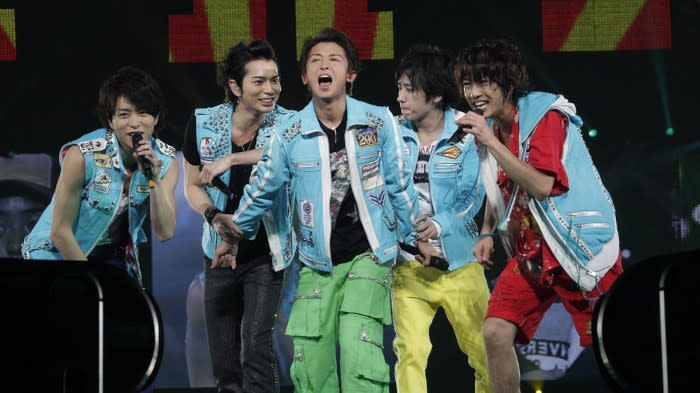 Nino assures he is still a part of Arashi