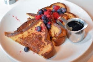 Thomas Crane Public Library will host a brunch cooking class with Chef Rob via Zoom from&#xa0;11 a.m. to 12:30 p.m. Saturday, April 30. The chef will cook mascarpone strawberry preserve-stuffed French toast and blueberry scones with a sweet orange drizzle.