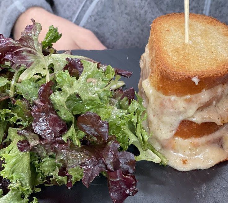 Fondue Grilled Cheese Sandwich