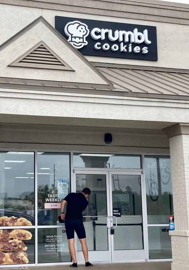 Crumbl Cookies Sets Opening Date For Warner Robins Store A Macon Location Is On Its Way