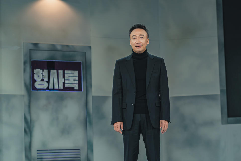 Lee Sung-min during Shadow Detective press conference held on 25 October 2022. (Photo: Disney)