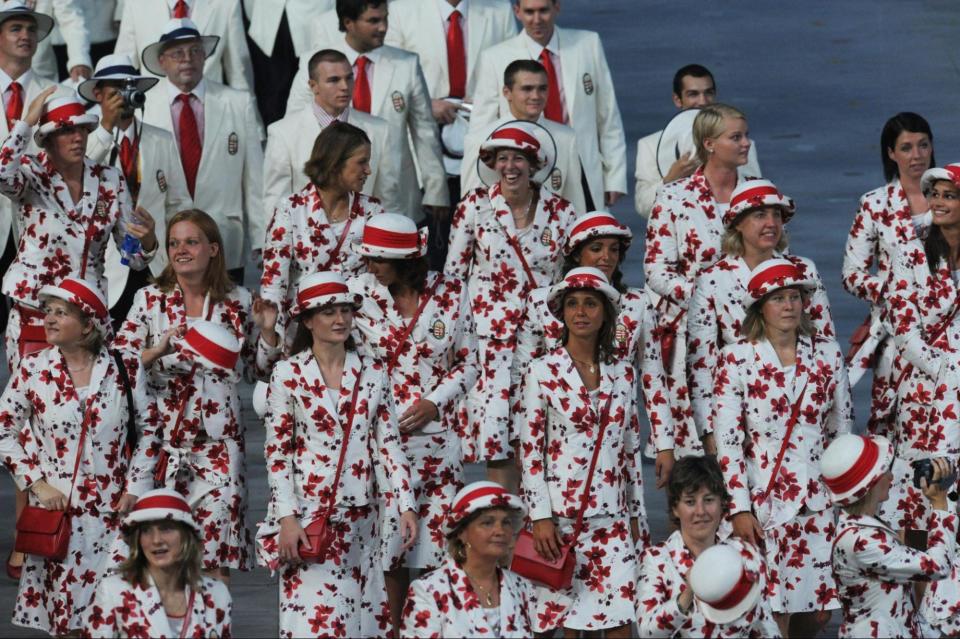 La delegación húngara en la ceremonia inaugural de los Juegos de 2008 en Beijing (WILLIAM WEST/AFP a través de Getty Images)