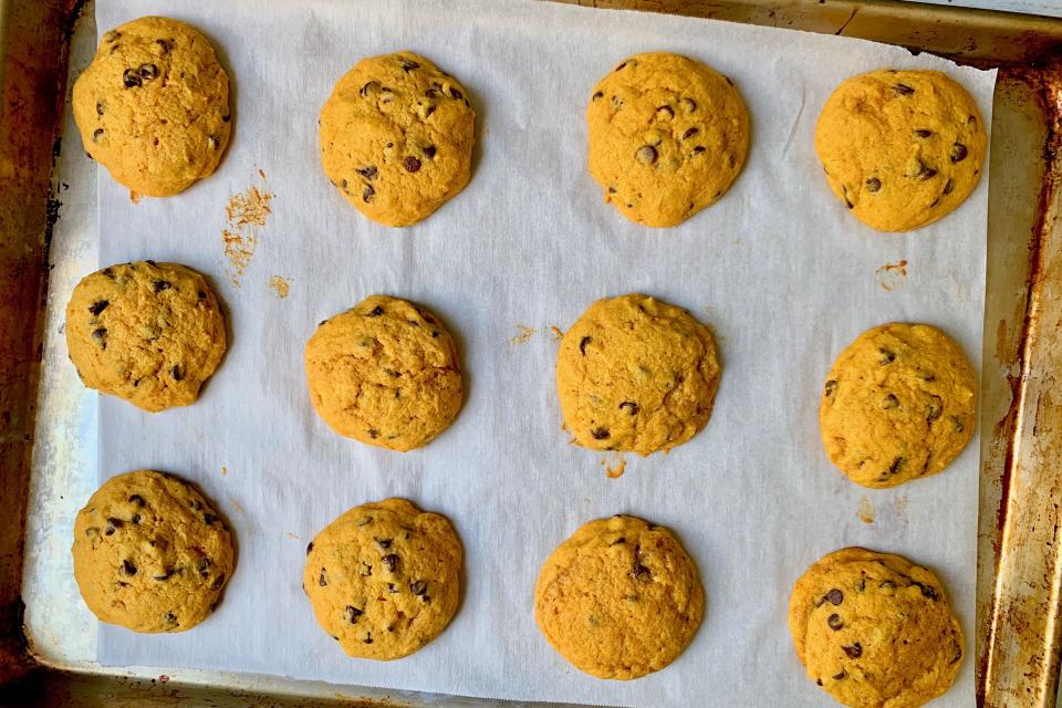 Pumpkin Chocolate Chip Cookies