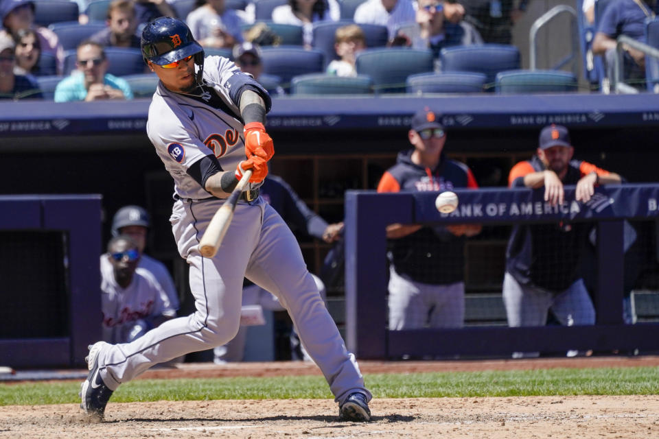Detroit Tigers' Javier Baez hits an an RBI-singlein the eighth inning of a baseball game against the New York Yankees, Sunday, June 5, 2022, in New York. (AP Photo/Mary Altaffer)